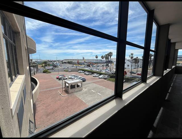 55M² OFFICE TO LET IN CENTURY CITY